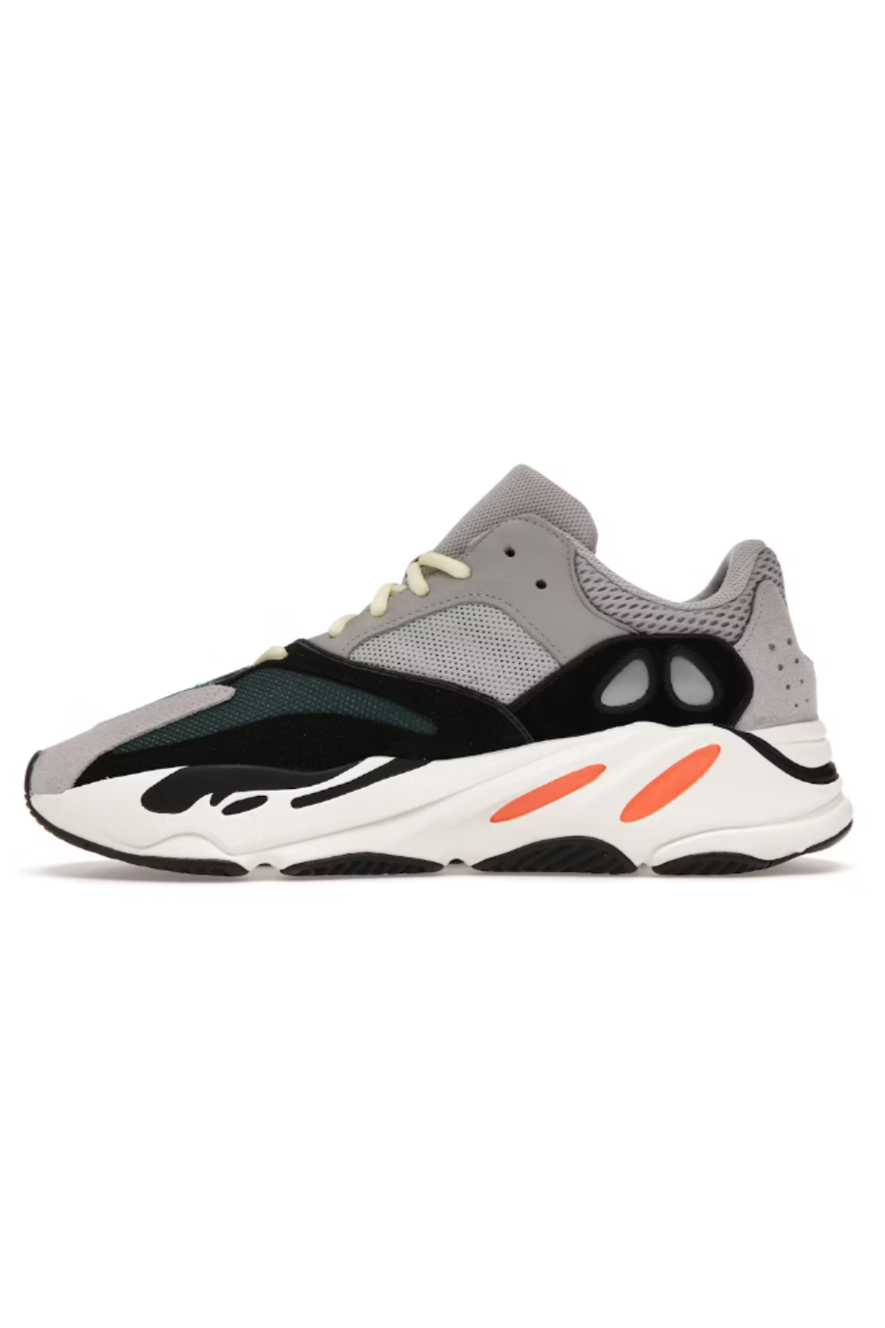 700 Trainers