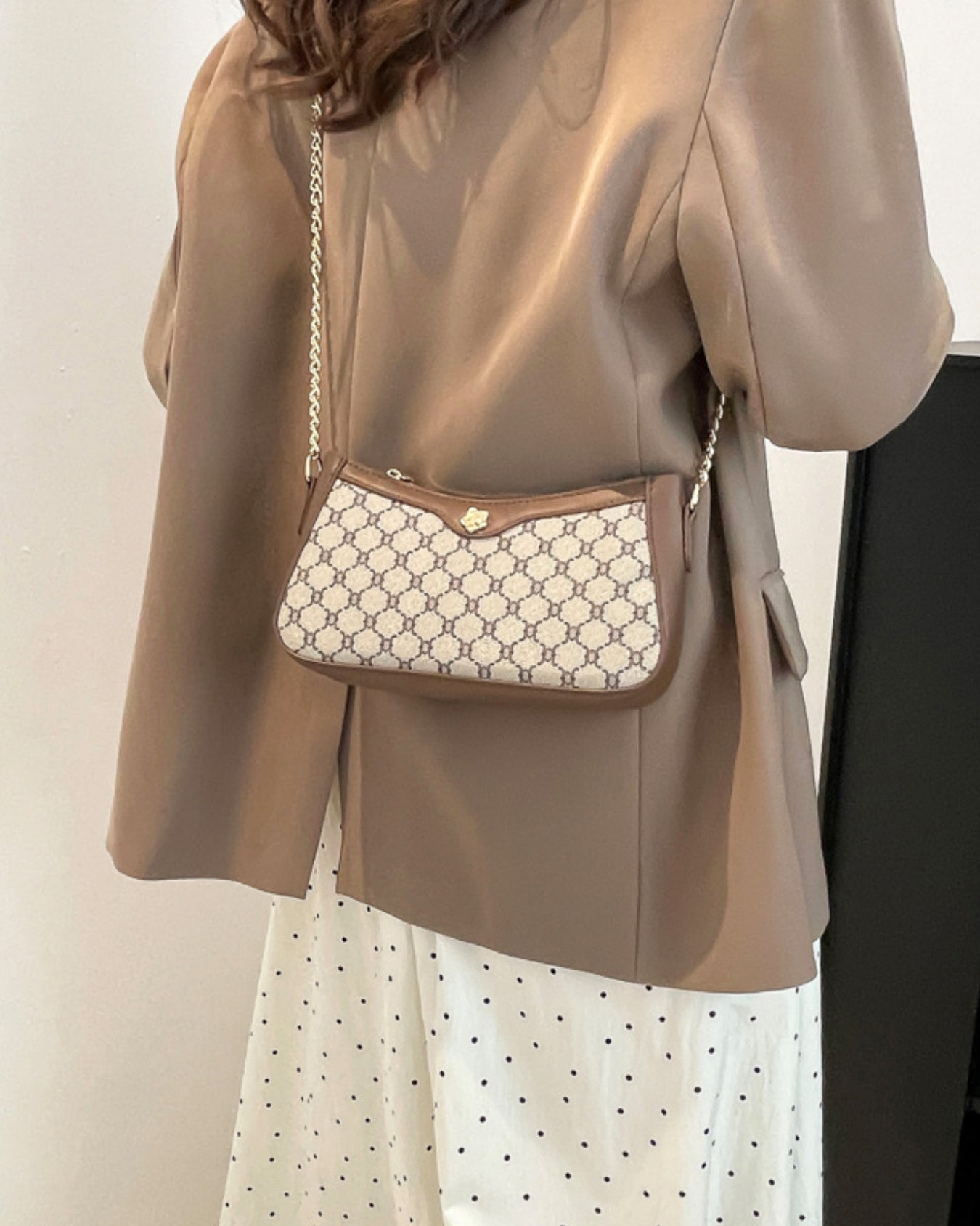Chain Shoulder Bag